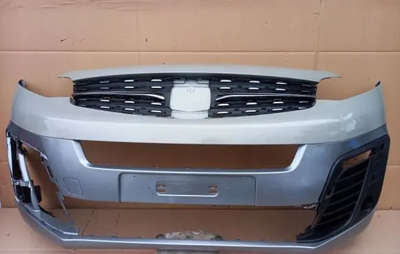 Opel Zafira C Front bumper 9833129877ranzez