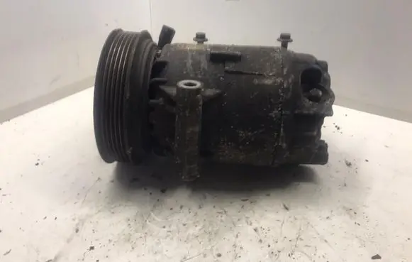 Renault Megane II Air conditioning (A/C) compressor (pump)