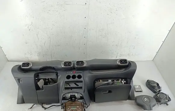 Citroen C3 Picasso Dashboard