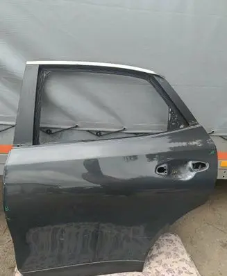 KIA Xceed Front door 