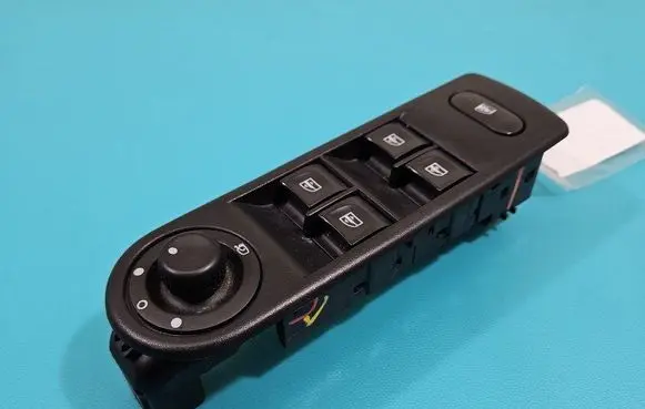 Renault Captur Electric window control switch 254298400R IMPRK1462421