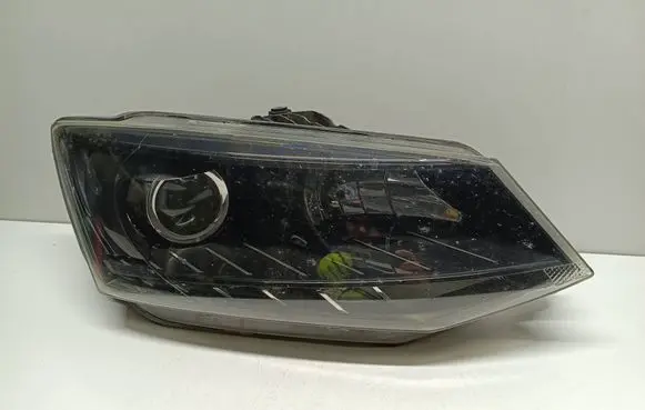 Skoda Fabia Mk3 (NJ) Headlight/headlamp 6V1941016B