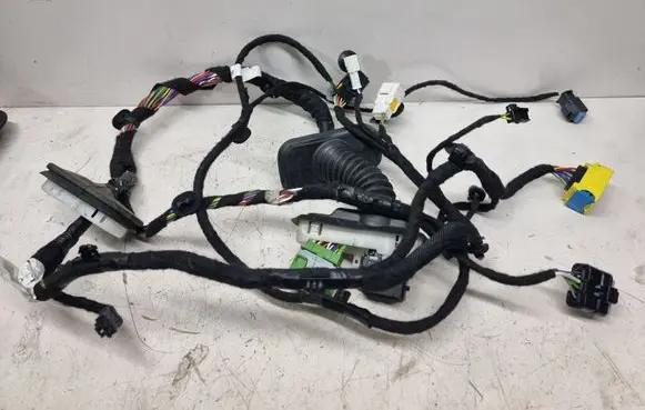 Citroen C5 Aircross Front door wiring loom 9830601180