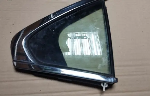 Honda Accord Rear vent window glass 73441TL0