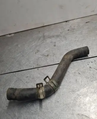Volkswagen Transporter - Caravelle T4 Engine coolant pipe/hose 701819437E
