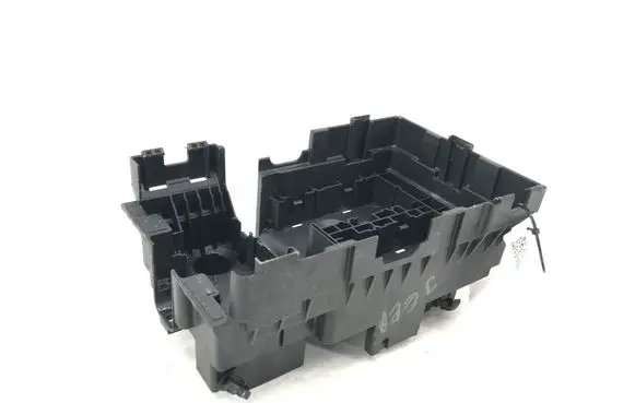 Jeep Cherokee Fuse module 68158445AC