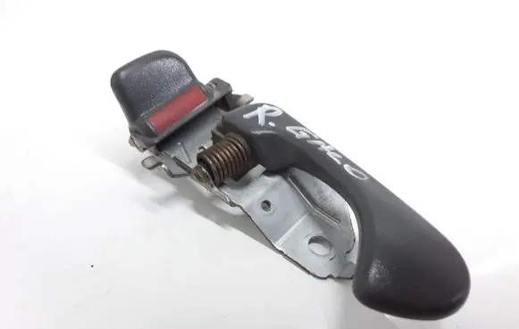 Mitsubishi Pajero Sport I Rear door interior handle