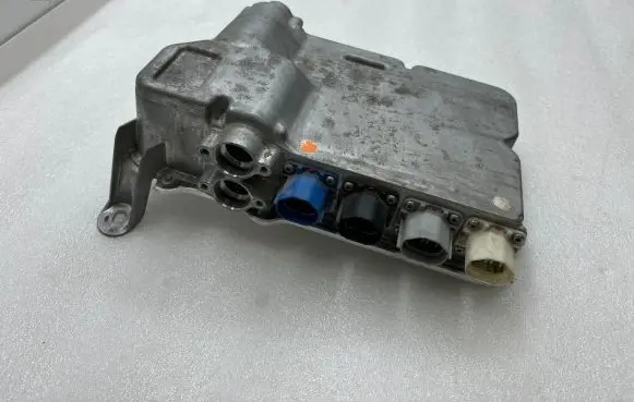 Tesla Model S Voltage converter inverter 105989100D 0308C50004416