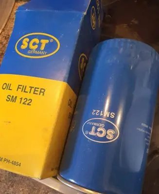 Volvo 960 Oil filter cover PH4854 SM122 W9504