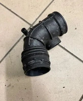 BMW 5 E39 Air intake hose/pipe 1435625