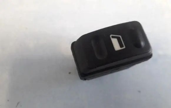 Citroen Xsara Picasso Electric window control switch