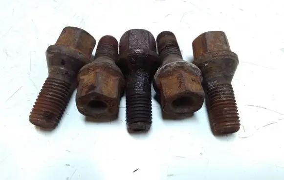Opel Vectra C Nuts/bolts 