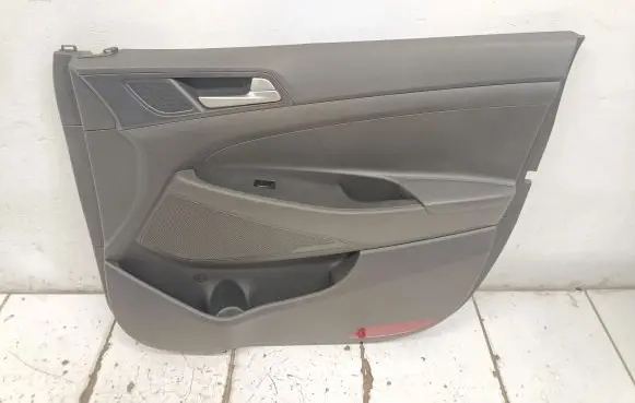 Hyundai Tucson TL Front door card panel trim 82361D7000