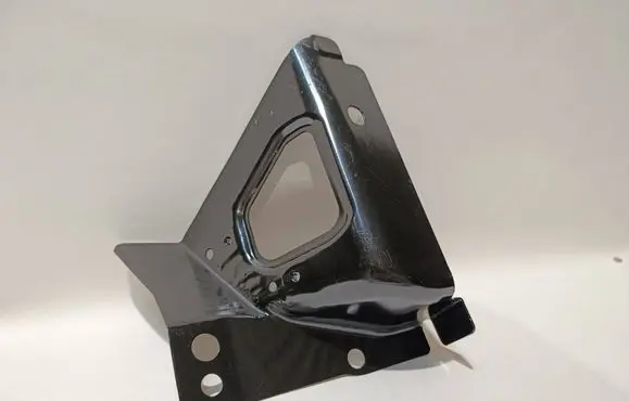 Tesla Model 3 Headlight/headlamp mounting bracket 107378400H
