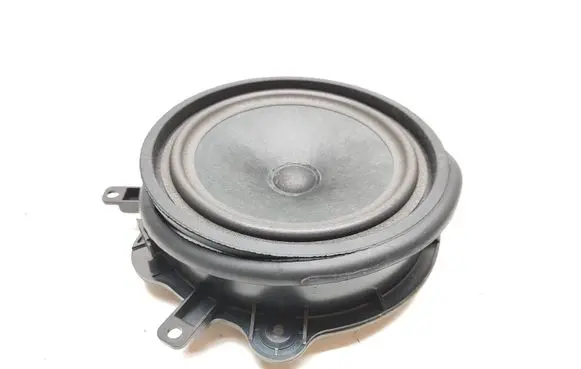 Audi A3 S3 A3 Sportback 8P Front door speaker 8P0035411C 7606500480