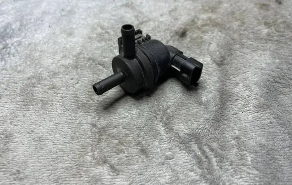 KIA Optima Rear glass lock/latch 289102E600