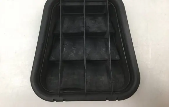 Audi A6 S6 C5 4B Fender grill 4B0819181A