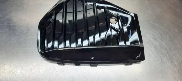 Volvo XC60 Front bumper lower grill 32234962