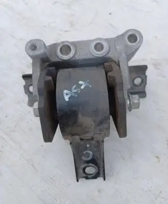 Mitsubishi ASX Engine mounting bracket