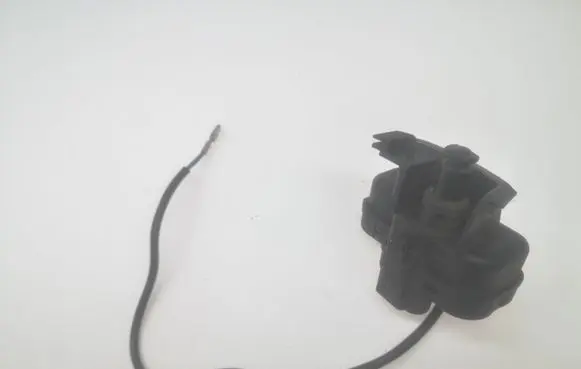 Fuel tank cap lock motor