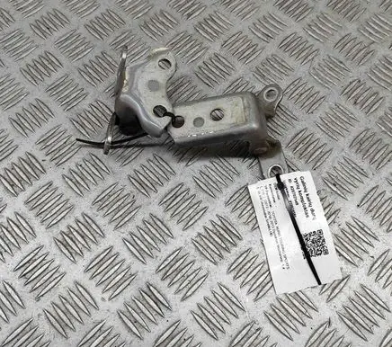 Toyota Auris E180 Rear door hinge set 687800H010 687600H010