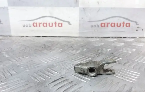 Opel Signum Fuel Injector clamp holder 4763