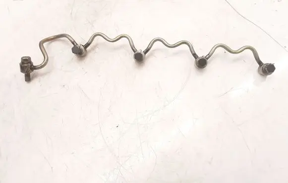 Toyota Corolla E120 E130 Fuel return line/hose 