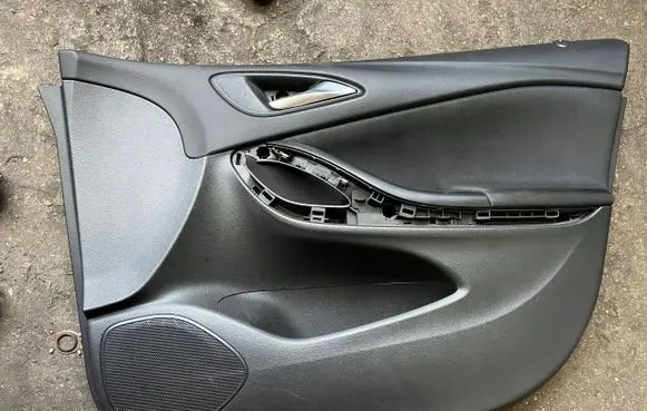 Opel Astra K Front door card panel trim braknumeruczci