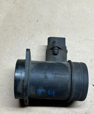 Volkswagen Multivan T4 Mass air flow meter 028906461 0281002216