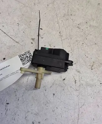 Volvo V70 Air flap motor/actuator 210302