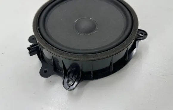 Tesla Model 3 Front door speaker 107974400E 11647001
