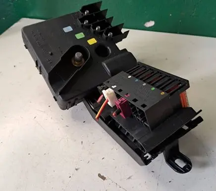 Mercedes-Benz E W211 Fuse module A211546 01478