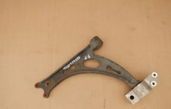 Volkswagen Golf V Front lower control arm/wishbone 1K0407153G