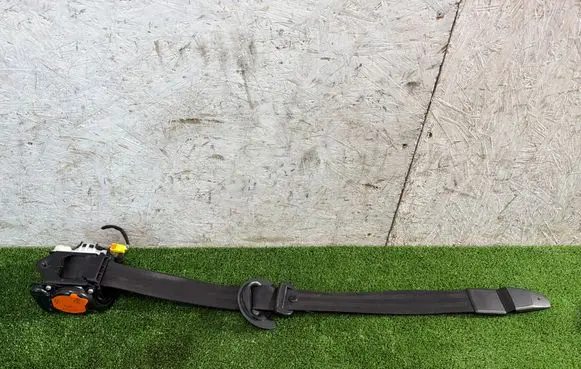 Porsche Macan (95B) Front seatbelt 95B857705 606700125