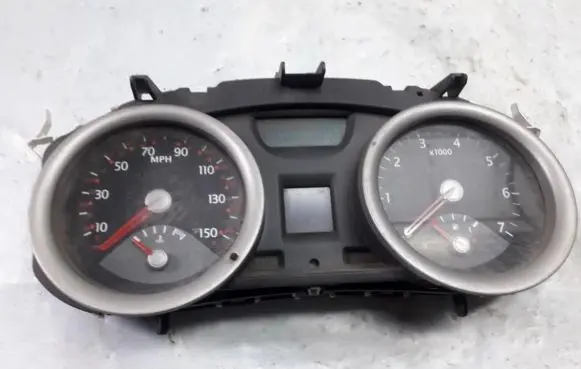 Renault Megane II Speedometer (instrument cluster) 8200306555a