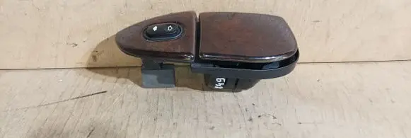 Jaguar XJ X308 Rear door window switch trim MEDIS335 R927L