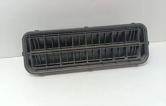 BMW 5 E60 E61 Quarter panel pressure vent 6945845