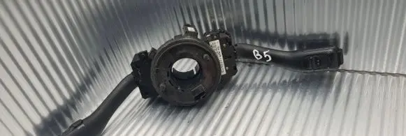 Volkswagen PASSAT B5 Indicator stalk 8L0953513J