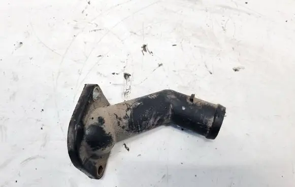 Volkswagen Golf V Engine coolant pipe/hose 06A121121C 038121121D