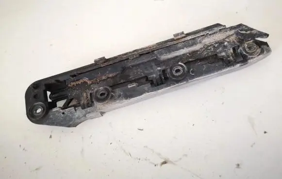 Volkswagen Touran I Front bumper mounting bracket 1t0807935