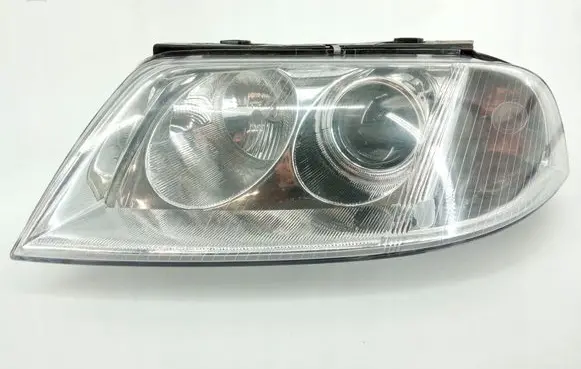 Volkswagen PASSAT B5.5 Headlight/headlamp 