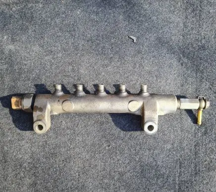 Nissan Pathfinder R51 Fuel main line pipe