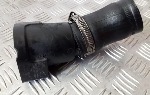 Volkswagen Sharan Intercooler hose/pipe 03L131111G