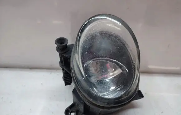 Volkswagen PASSAT CC Front fog light 8T0941699