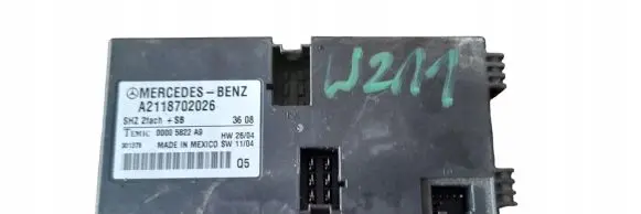 Mercedes-Benz E W211 Seat control module A2118702026