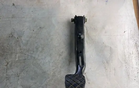 Seat Ibiza III (6L) Brake pedal