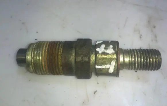 Ford Maverick Fuel injector