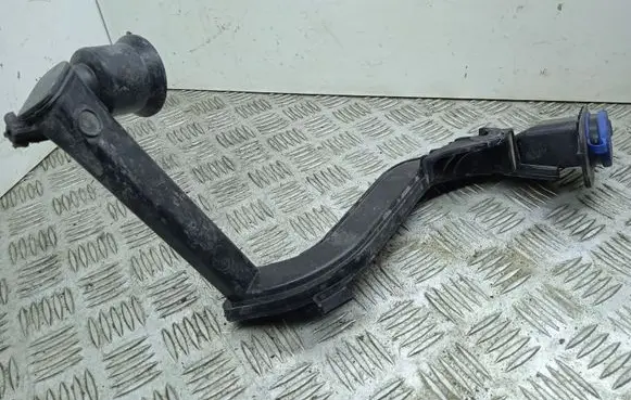 Mercedes-Benz GLC X253 C253 Window washer liquid tank fill tube A2138600164