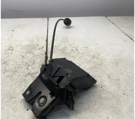 Mercedes-Benz C W203 Tailgate/trunk/boot lock/catch/latch A2037500184