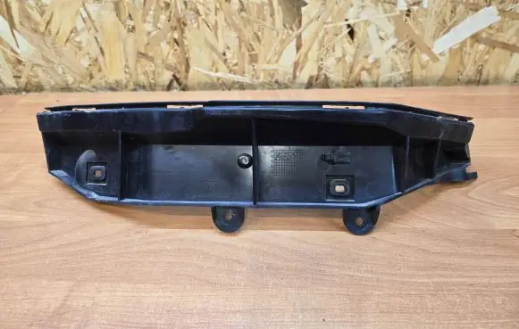 Volvo C70 Rear bumper mounting bracket 31214966 BP3EA